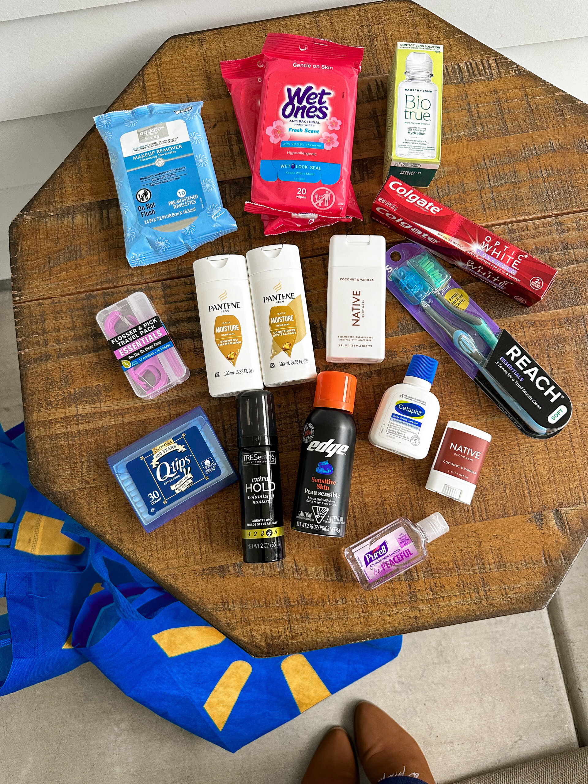 Travel Kit: Travel Shampoo, Conditioner, Body Wash + Deodorant
